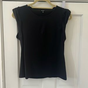 William B Black Top